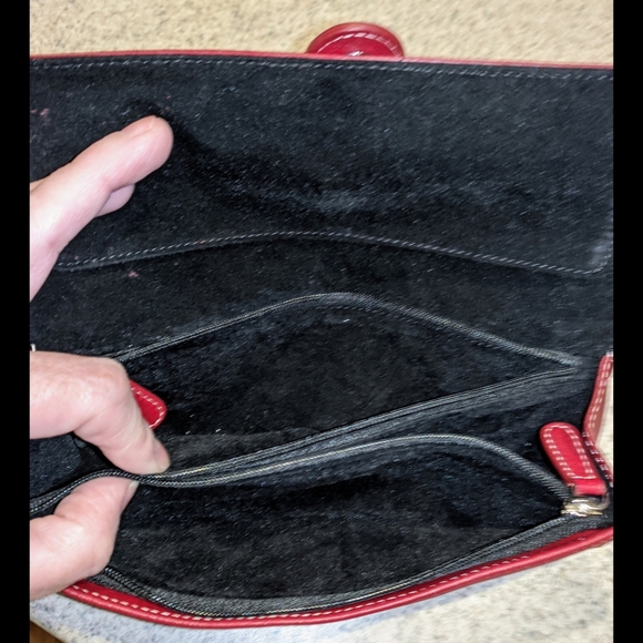 Used Milo Paoli Red Leather Wallet/Organizer - Picture 7 of 8